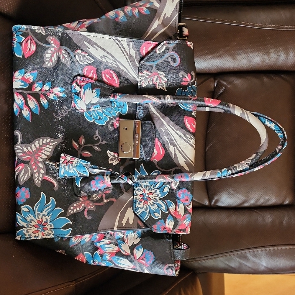 Large Beautful Floral Prada Bag